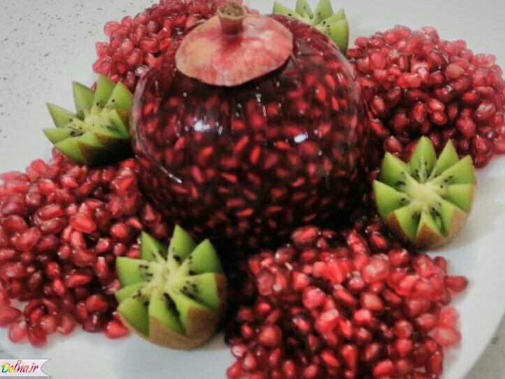 تزیین انار برای شب یلدا